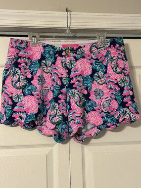 LILLY PULITZER Sz 10 Multi-Color Oyster Bay Buttercup Knit Scalloped Hem Shorts